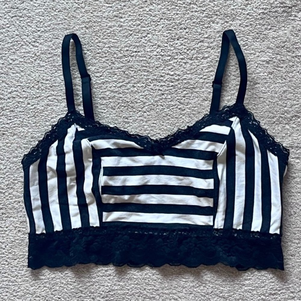 Victoria's Secret PINK Striped Bralette Lace Detail Large